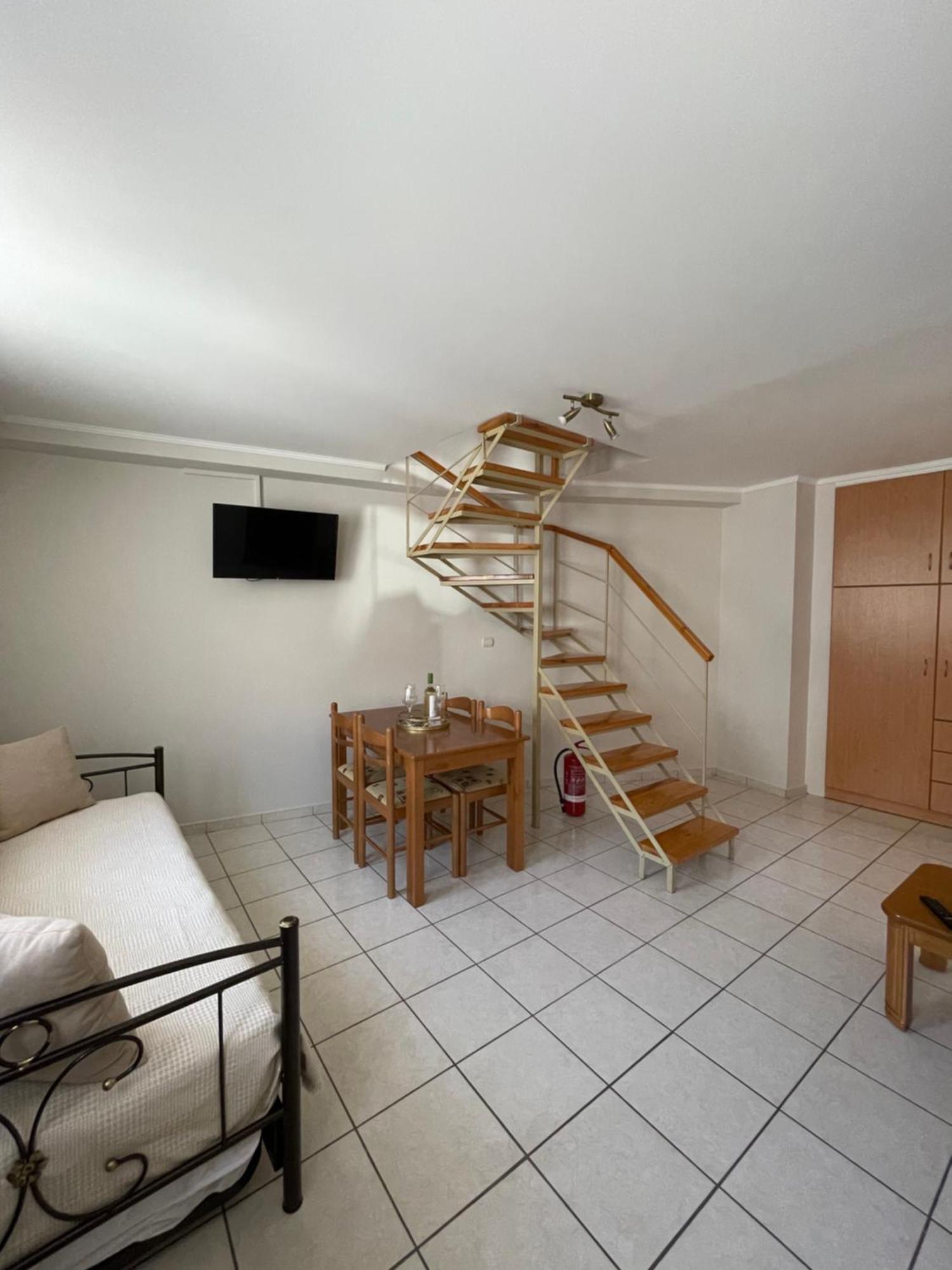 Οι Φωλίτσες Apartamento Nafpaktos Exterior foto